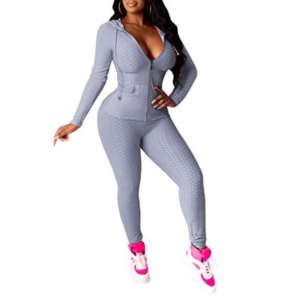 Long Sleeve Zipper Hoodie + scrunch butt leggings - Picture 3 of 5